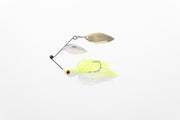 Spinnerbait Hart Titanium SPB 10g - cor branco puro com arame fino preto titânio, 2 colheres Willow prateada+dourada, cabeçote branco prateado com olho 3D dourado e saia silicone branco translucido