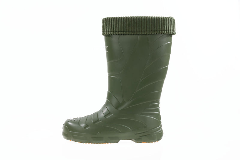 Botas Hart Explorer - vista lateral direita verde militar EVA com meia de feltro canelada verde e sola TPR caramelo antiderrapante