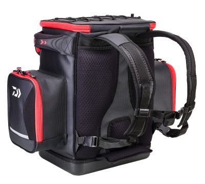Daiwa Mochila Surf 50L SAD50L — Mochila Surfcasting com Acessórios Incluídos - Barracuda Pesca